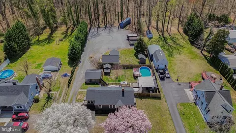 View/Area - 5813 Ebenezer Rd, White Marsh, MD 21162 photo 2 of 6