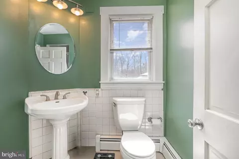 Bath - 5813 Ebenezer Rd, White Marsh, MD 21162 photo 1 of 2