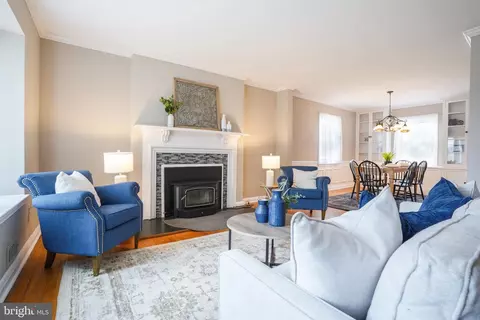 226 Edridge Way, Catonsville, MD 21228