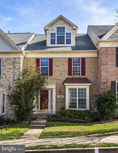 11919 Thurloe Dr, Lutherville Timonium, MD 21093