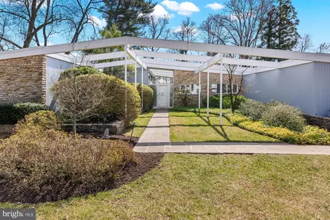 3523 Barton Oaks Rd, Pikesville, MD 21208