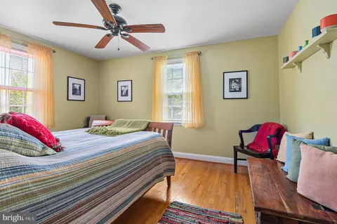 Bedroom - 148 Stevenson Ln, Baltimore, MD 21212 photo 3 of 4