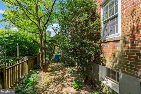 Exterior - 148 Stevenson Ln, Baltimore, MD 21212 photo 14 of 17