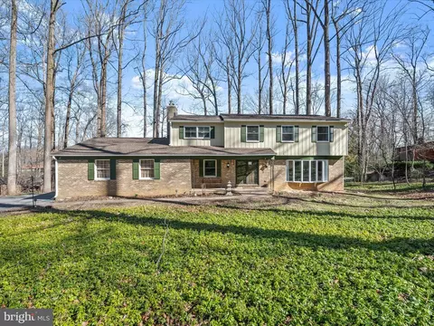 10 Bucksway Rd, Owings Mills, MD 21117