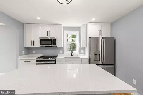 Kitchen - 7706 Wilson Ave, Parkville, MD 21234 photo 2 of 2