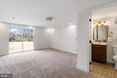 6837 Queens Ferry Rd, Baltimore, MD 21239 photo 37