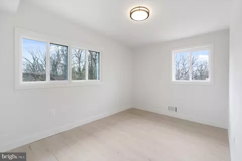 6837 Queens Ferry Rd, Baltimore, MD 21239 photo 28