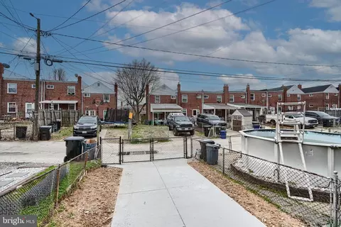 Exterior - 972 Elton Ave, Baltimore, MD 21224 photo 4 of 5