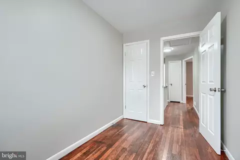 Entry Way - 972 Elton Ave, Baltimore, MD 21224 photo 2 of 3