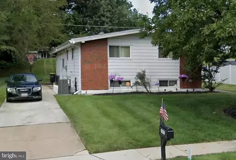 8228 Arrowhead Rd, Pikesville, MD 21208