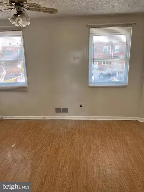 Living - 7817 E Baltimore St, Baltimore, MD 21224 photo 2 of 3