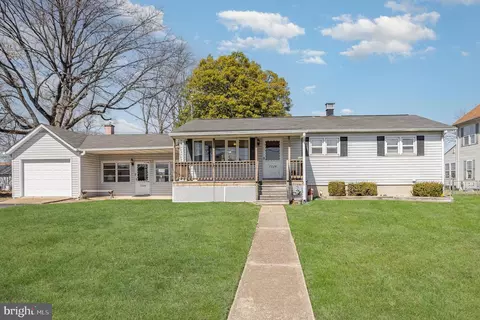7224 Hughes Ave, Sparrows Point, MD 21219