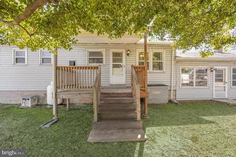 Exterior - 7224 Hughes Ave, Sparrows Point, MD 21219 photo 2 of 2