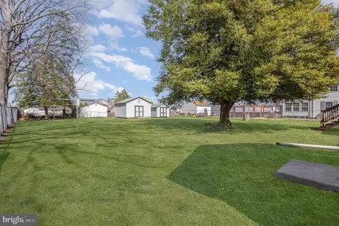 Exterior - 7224 Hughes Ave, Sparrows Point, MD 21219 photo 1 of 2