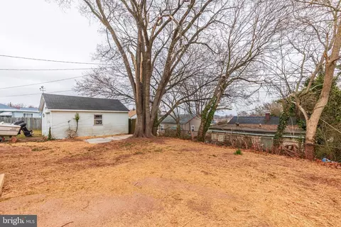 Exterior - 41 Left Wing Dr, Middle River, MD 21220 photo 1 of 5