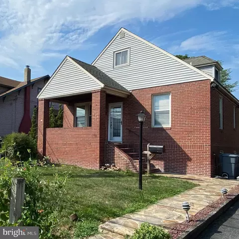 2920 Hillcrest Ave, Parkville, MD 21234