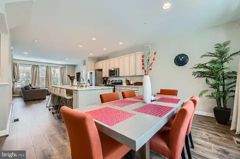 Dining - 423 E Jefferson Ave, Towson, MD 21286 photo 2 of 2