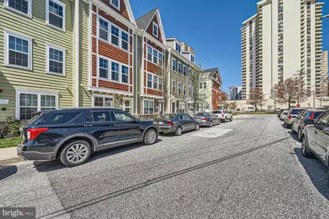 Exterior - 423 E Jefferson Ave, Towson, MD 21286 photo 2 of 8