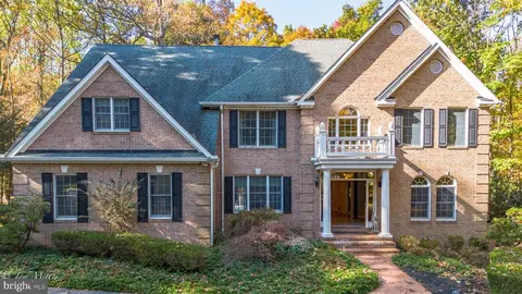 24 Mansel Dr, Reisterstown, MD 21136