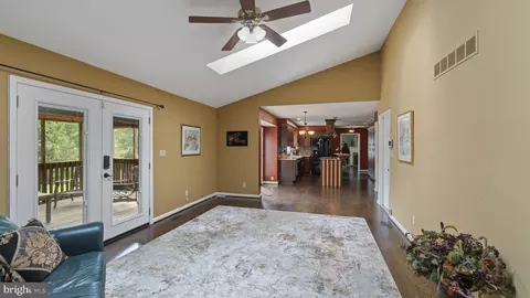 Entry Way - 14710 Manor Rd, Phoenix, MD 21131 photo 5 of 7