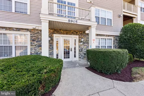 8905 Stone Creek Pl #303, Pikesville, MD 21208