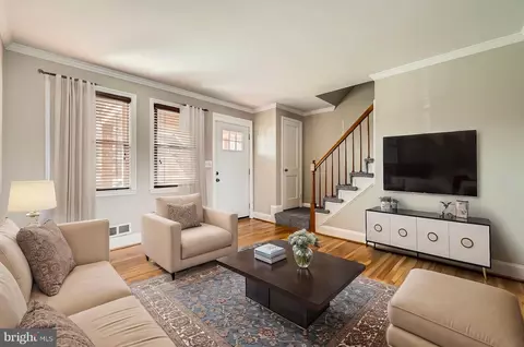 Living - 7276 Conley St, Baltimore, MD 21224 photo 1 of 4