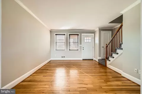 Living - 7276 Conley St, Baltimore, MD 21224 photo 4 of 4
