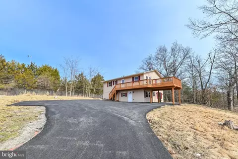 6716 Johnnycake Rd, Windsor Mill, MD 21244