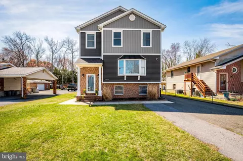 7321 Chesapeake Rd, Middle River, MD 21220
