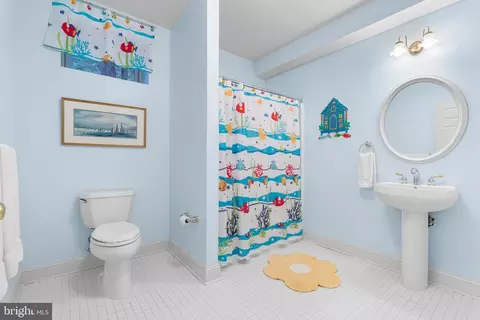 Bath - 604 Valley View Rd, Towson, MD 21286 photo 7 of 7