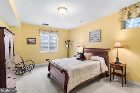 Bedroom - 604 Valley View Rd, Towson, MD 21286 photo 8 of 9