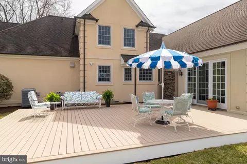 Exterior - 604 Valley View Rd, Towson, MD 21286 photo 8 of 12