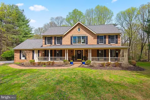 15 Carroll Meadows Dr, Baldwin, MD 21013