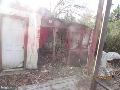 Exterior - 2410 Cooper Ave, Sparrows Point, MD 21219 photo 1 of 4