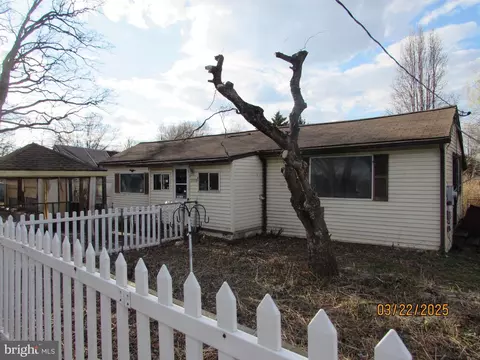 2410 Cooper Ave, Sparrows Point, MD 21219