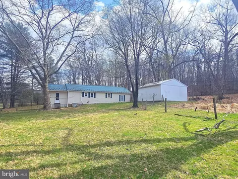 Exterior - 15216 Parrish Rd, Upperco, MD 21155 photo 3 of 7