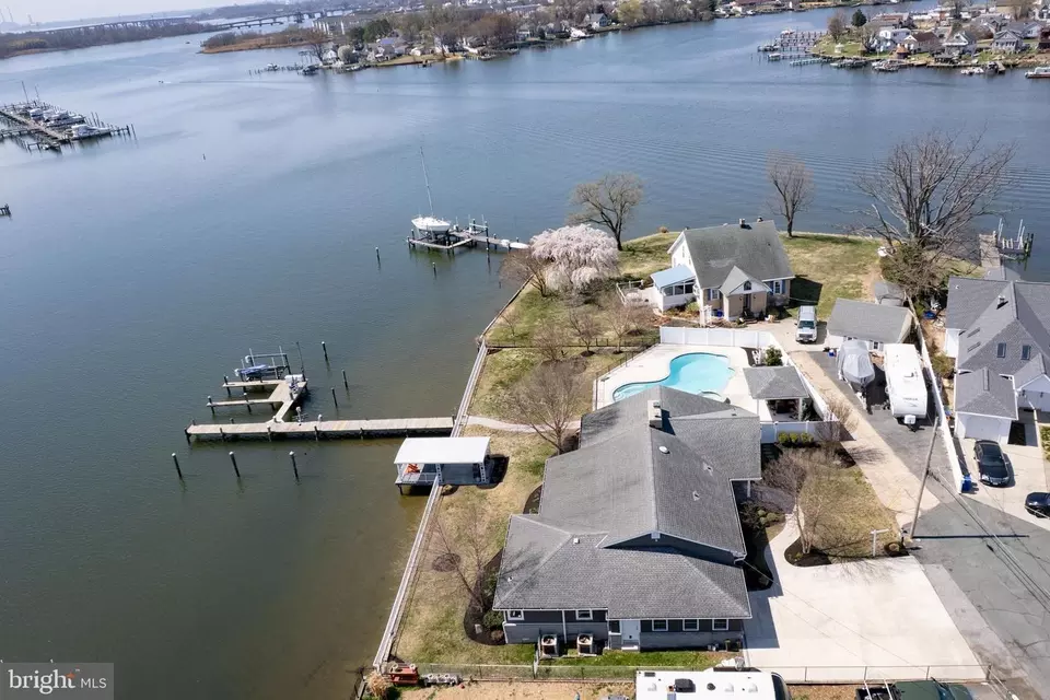 View/Area - 29 Waterview Rd, Dundalk, MD 21222 photo 3 of 8