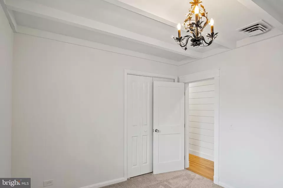Bedroom - 29 Waterview Rd, Dundalk, MD 21222 photo 5 of 7