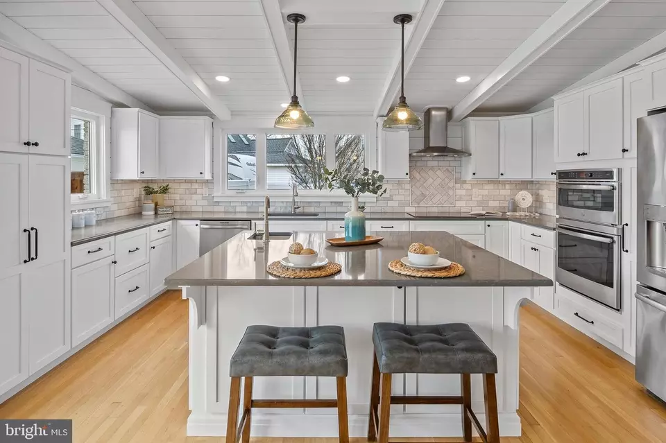 Kitchen - 29 Waterview Rd, Dundalk, MD 21222 photo 1 of 7