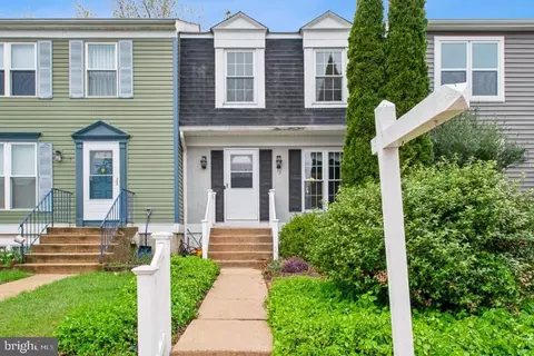 13 Windersal Ln, Parkville, MD 21234