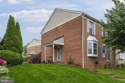 26 Silverton Ct, Cockeysville, MD 21030