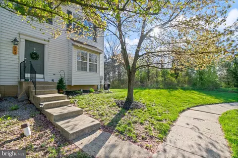 263 Green Fern Way, Halethorpe, MD 21227