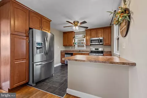 Kitchen - 5532 Oakland Rd, Halethorpe, MD 21227 photo 3 of 3