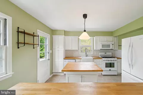 Kitchen - 6207 Elmbank Ave, Baltimore, MD 21209 photo 1 of 3