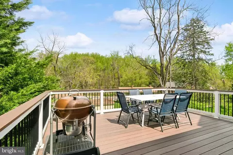 Exterior - 6207 Elmbank Ave, Baltimore, MD 21209 photo 4 of 10