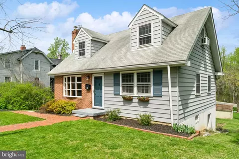 Exterior - 6207 Elmbank Ave, Baltimore, MD 21209 photo 8 of 10