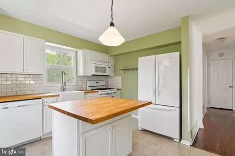 Kitchen - 6207 Elmbank Ave, Baltimore, MD 21209 photo 3 of 3