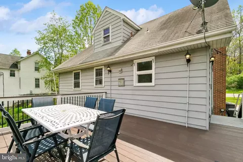 Exterior - 6207 Elmbank Ave, Baltimore, MD 21209 photo 3 of 10