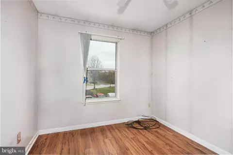 Bedroom - 5 Old Knife Ct, Middle River, MD 21220 photo 4 of 4