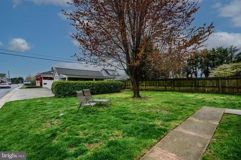 Exterior - 3119 Whiteway Rd, Sparrows Point, MD 21219 photo 5 of 5